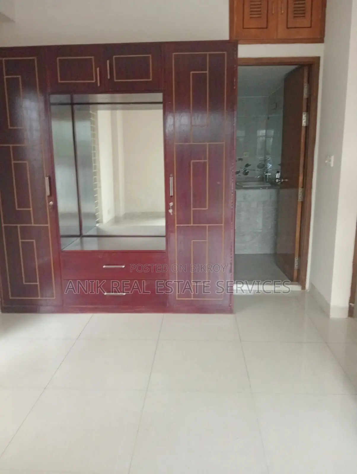বনানীতে ভালো মানের ৪ বেডরুমের আনফার্নিশড ফ্ল্যাট ভাড়া