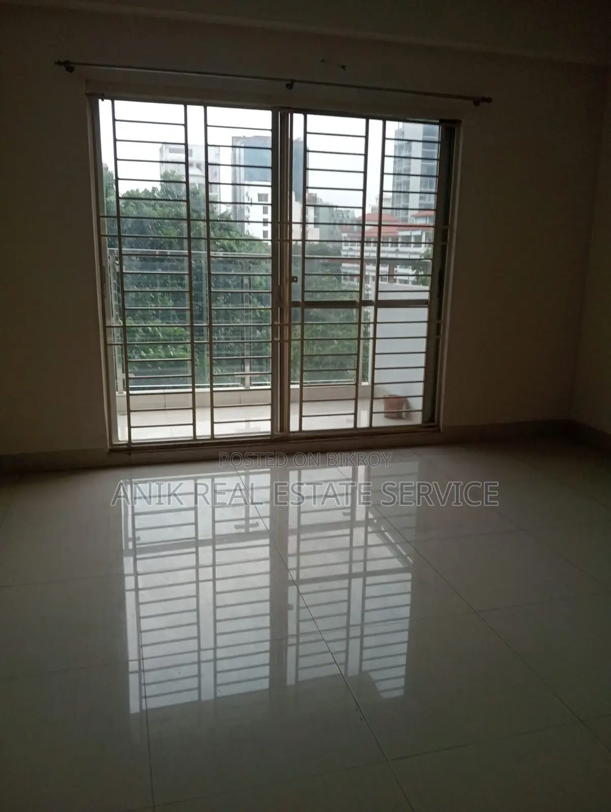 Good Quality 4 Bedroom Unfurnished Flat Rent In Banani
