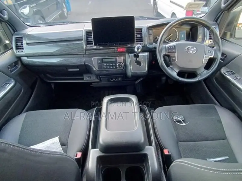 Toyota Hiace SGL DPS2 COBRA ED 2021