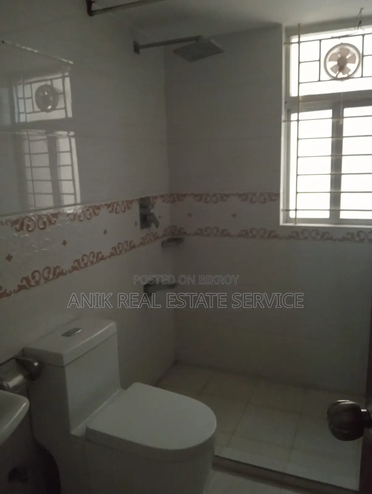 Good Quality 4 Bedroom Unfurnished Flat Rent In Banani