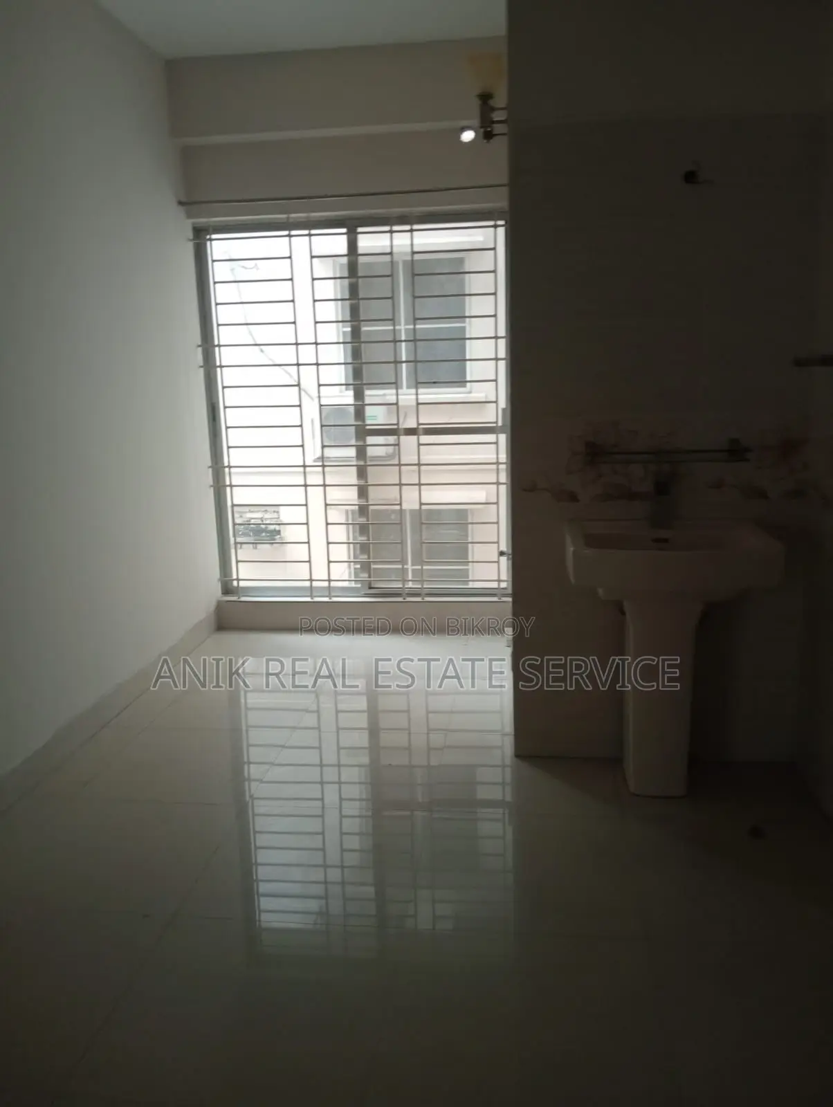 Good Quality 4 Bedroom Unfurnished Flat Rent In Banani