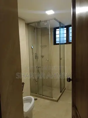 গুলশানে ৩৮০০ বর্গফুটের ৪ বেডরুমের সেমি-ফার্নিশড অ্যাপার্টমেন্ট ভাড়া হবে