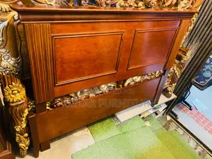 Cherry Chippendale Style bedroom set