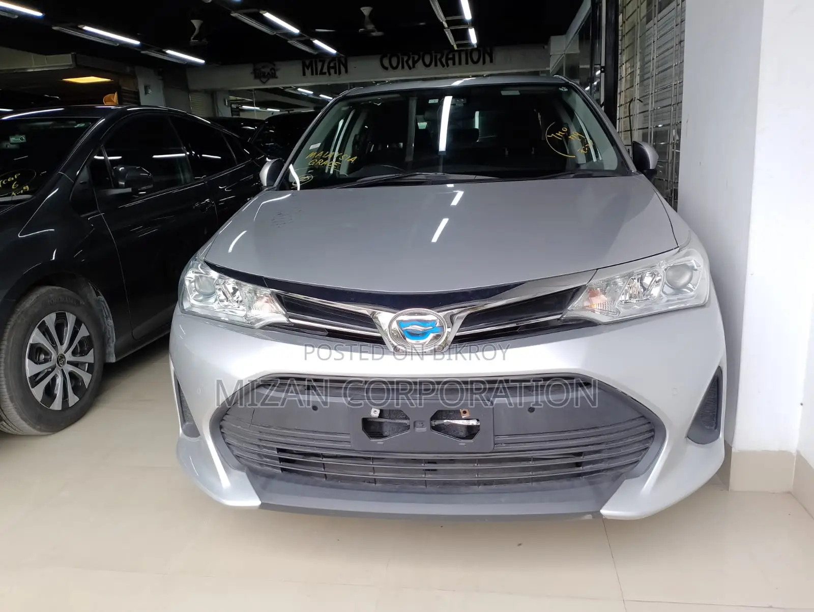 Toyota Axio 1.5 Hybrid 2WD 2020 Silver