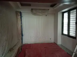 Brand new morden interior gym & pool apt available in Gulshan 2 North s