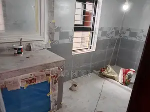 Brand new morden interior gym & pool apt available in Gulshan 2 North s