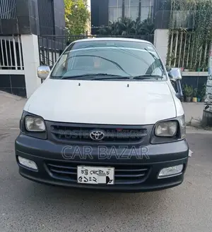 Toyota Noah 2.0 FWD (8 Seater) 2006 White
