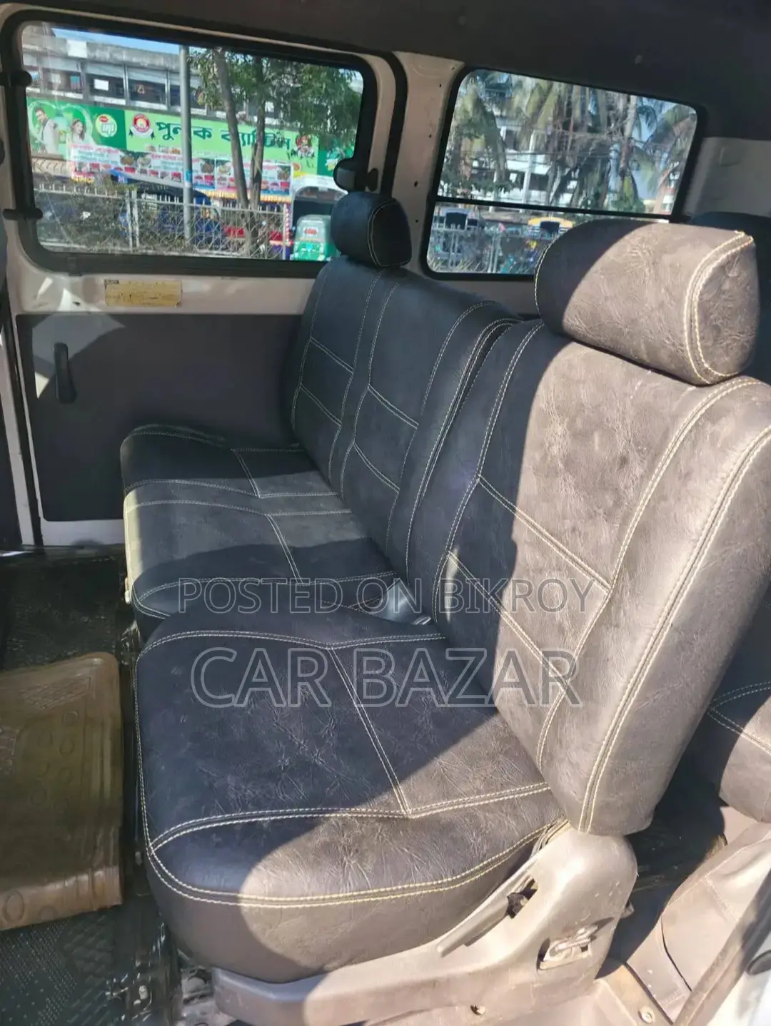 Toyota Noah 2.0 FWD (8 Seater) 2006 White