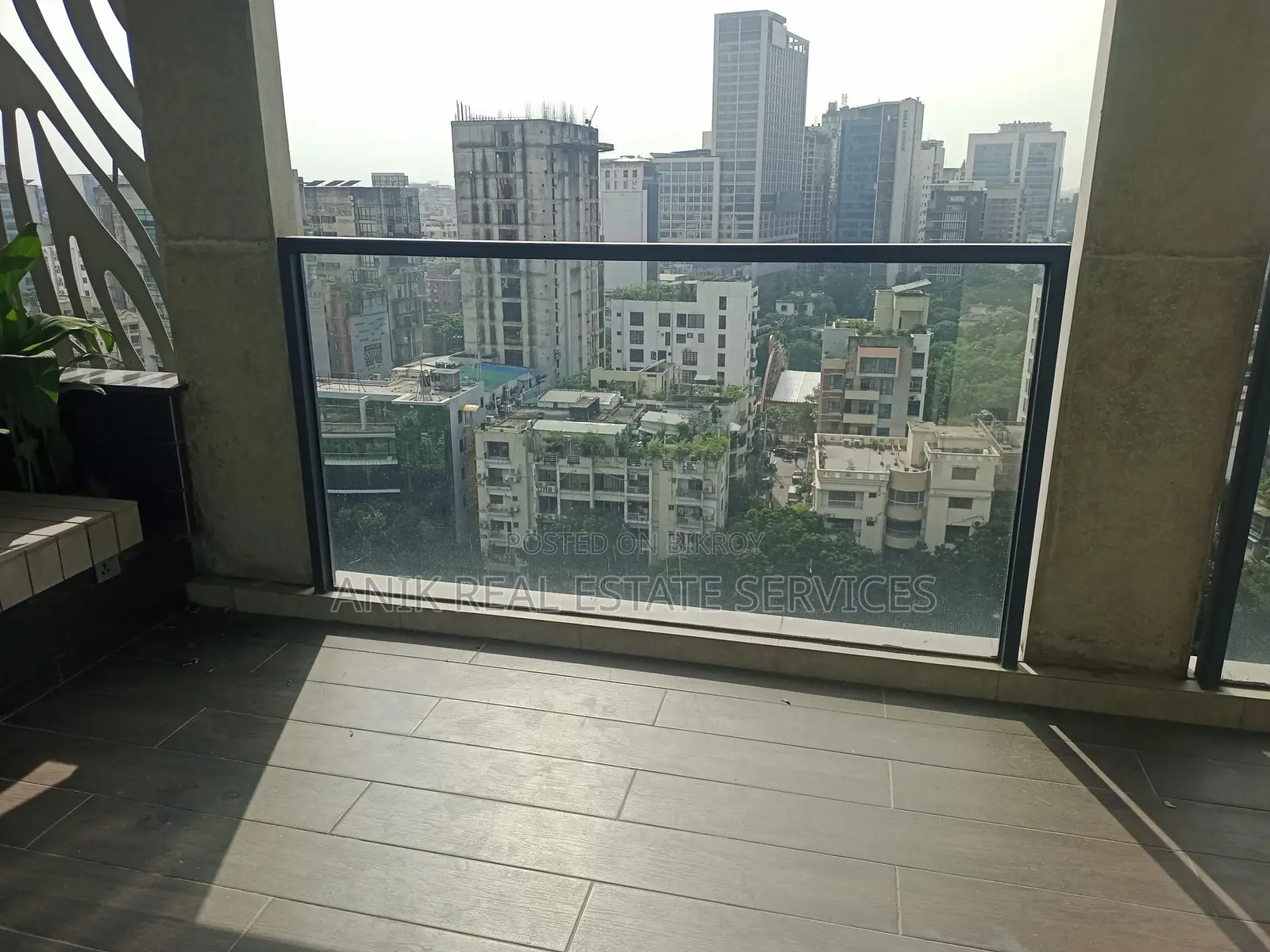 Swmming pool Gym Semi Farnised Flat Rent At Gulshan North
