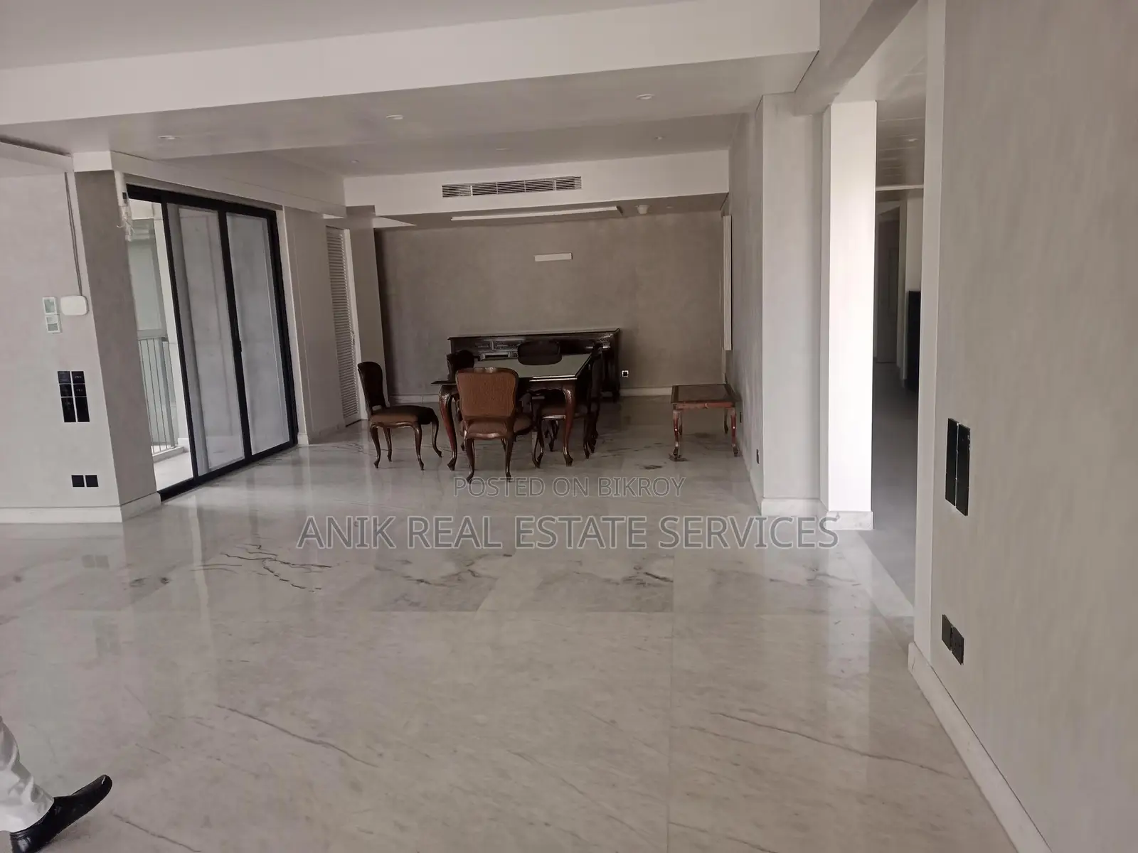Swmming pool Gym Semi Farnised Flat Rent At Gulshan North