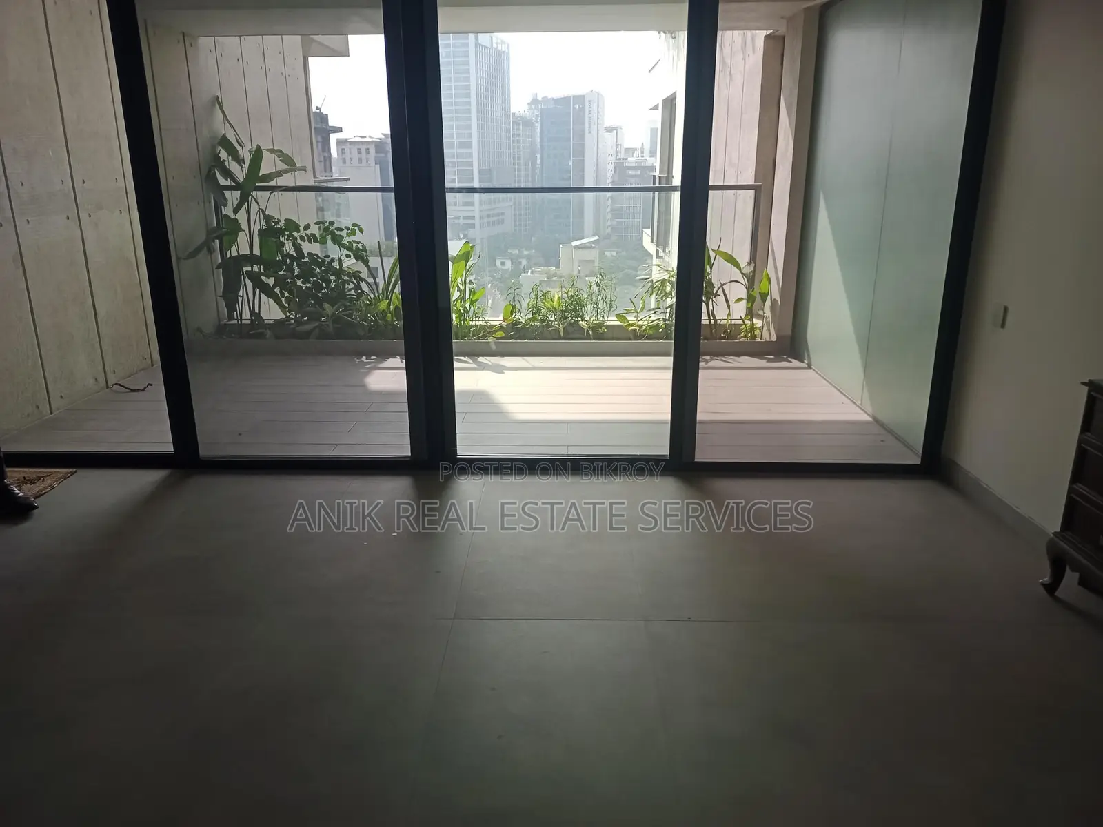Swmming pool Gym Semi Farnised Flat Rent At Gulshan North