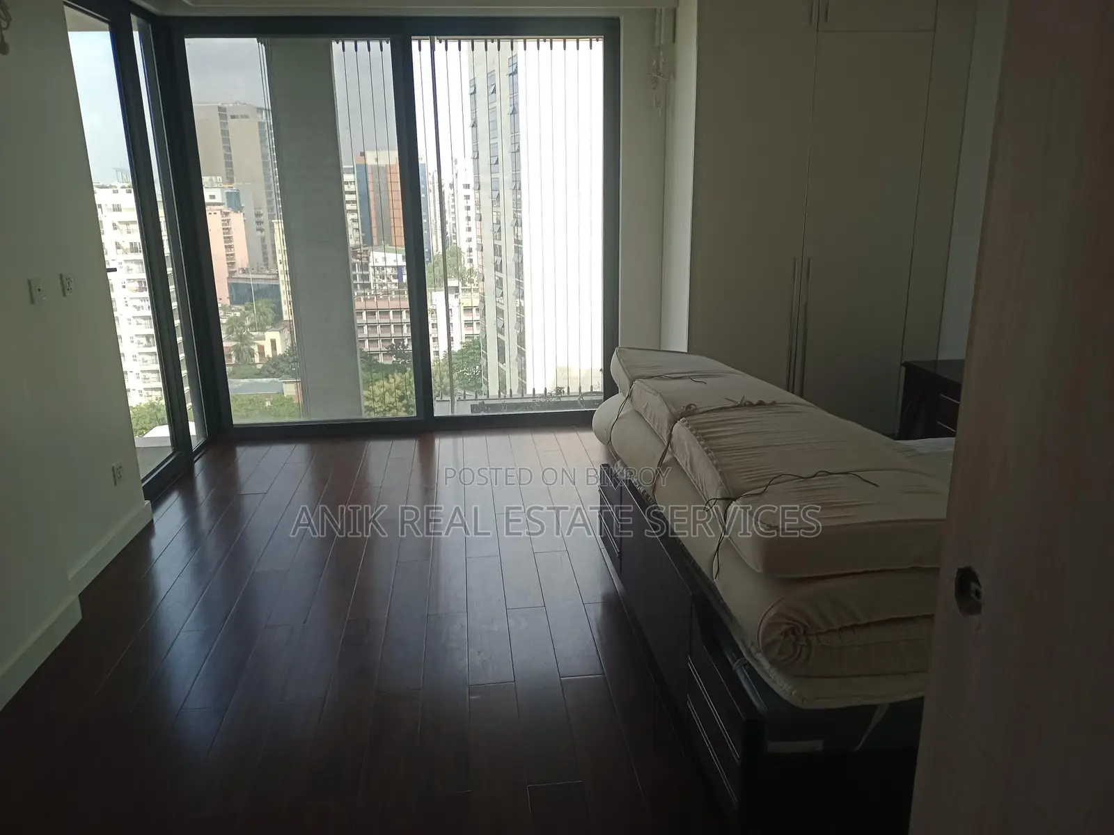 Swmming pool Gym Semi Farnised Flat Rent At Gulshan North