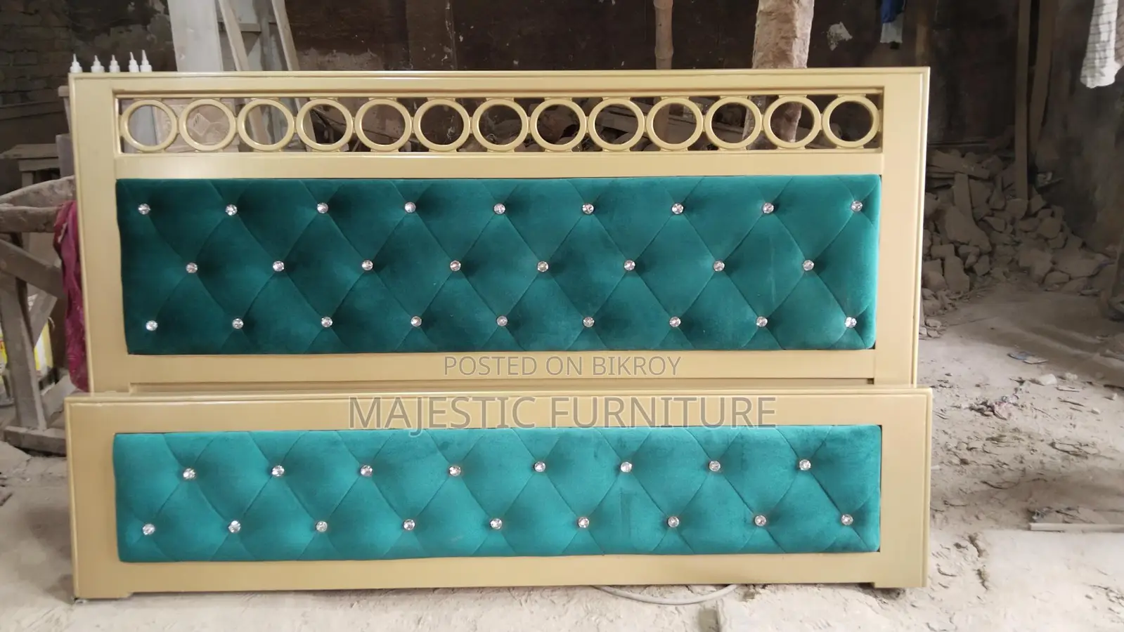 New Bed Marron Velvet. M 314