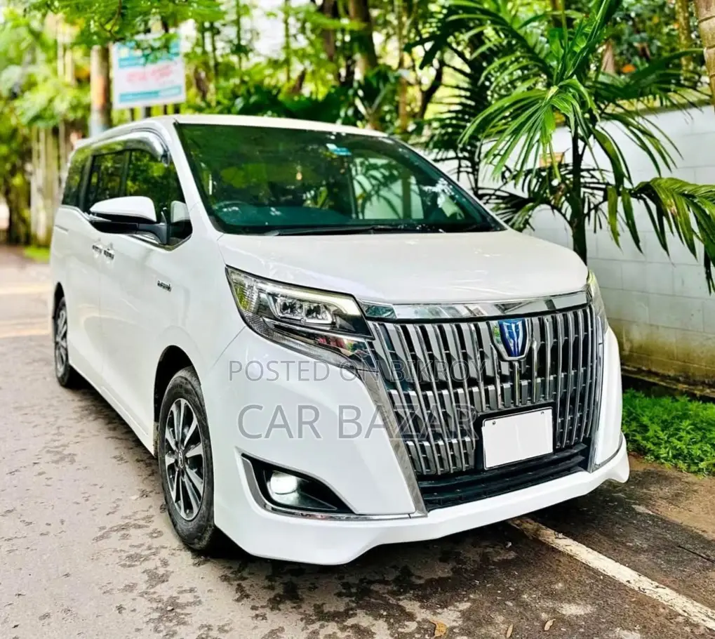 Toyota Noah Esquire Gi Premium 2017