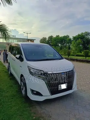 Toyota Noah Esquire Gi Premium 2018