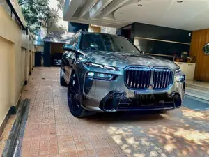 ভাড়ার জন্য বিএমডব্লিউ (BMW)