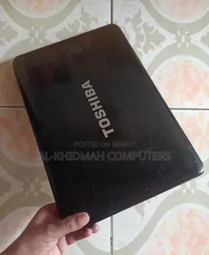 Toshiba Core i3 Full Fresh Laptop, 500GB Hard Disk, 4GB RAM, 14" Inch.