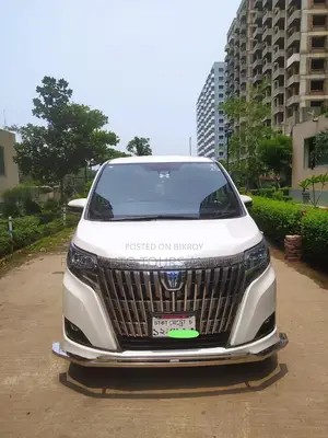 এস্কয়ার নোয়া ভাড়ার জন্য