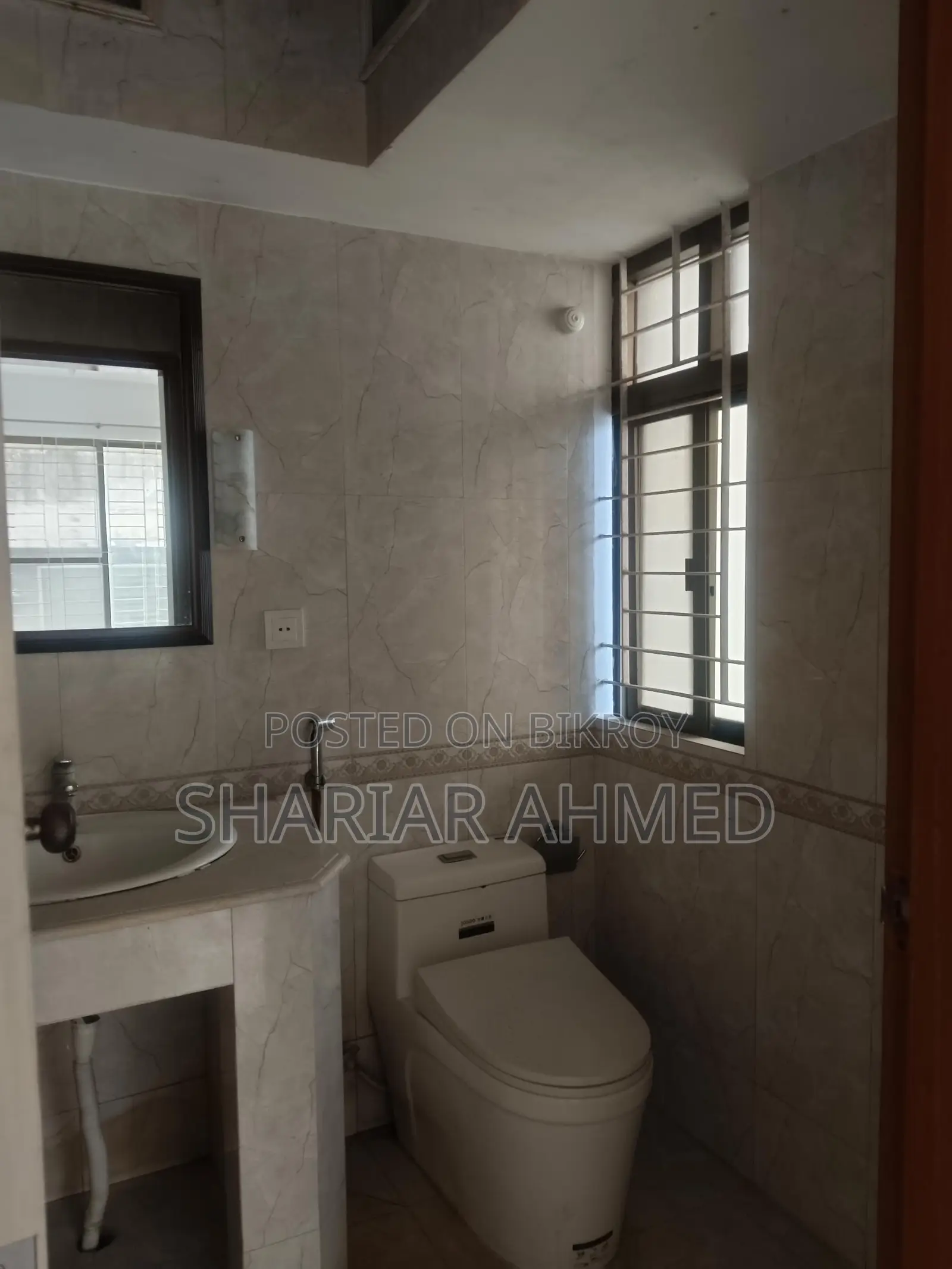 3200 Sqft 4 Bed Un-Furnished Apartment For Rent In Gulshan