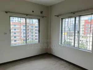 2300 SQFT 3BED FLAT RENT IN GULSHAN
