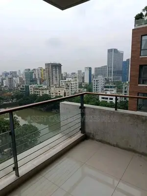4-Bedroom Apartment with Gym and Pool for Rent in North Gulshan