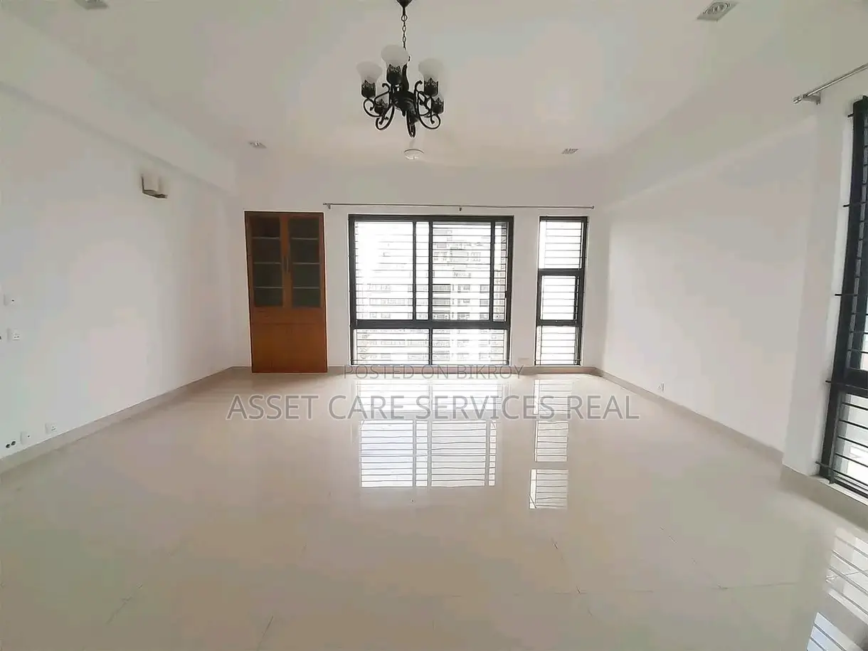4-Bedroom Apartment with Gym and Pool for Rent in North Gulshan