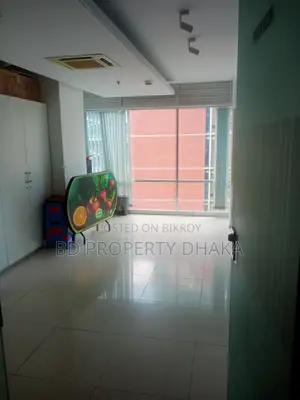 ৭৪৭০ বর্গফুটের পূর্ণাঙ্গ বাণিজ্যিক স্পেস ভাড়া