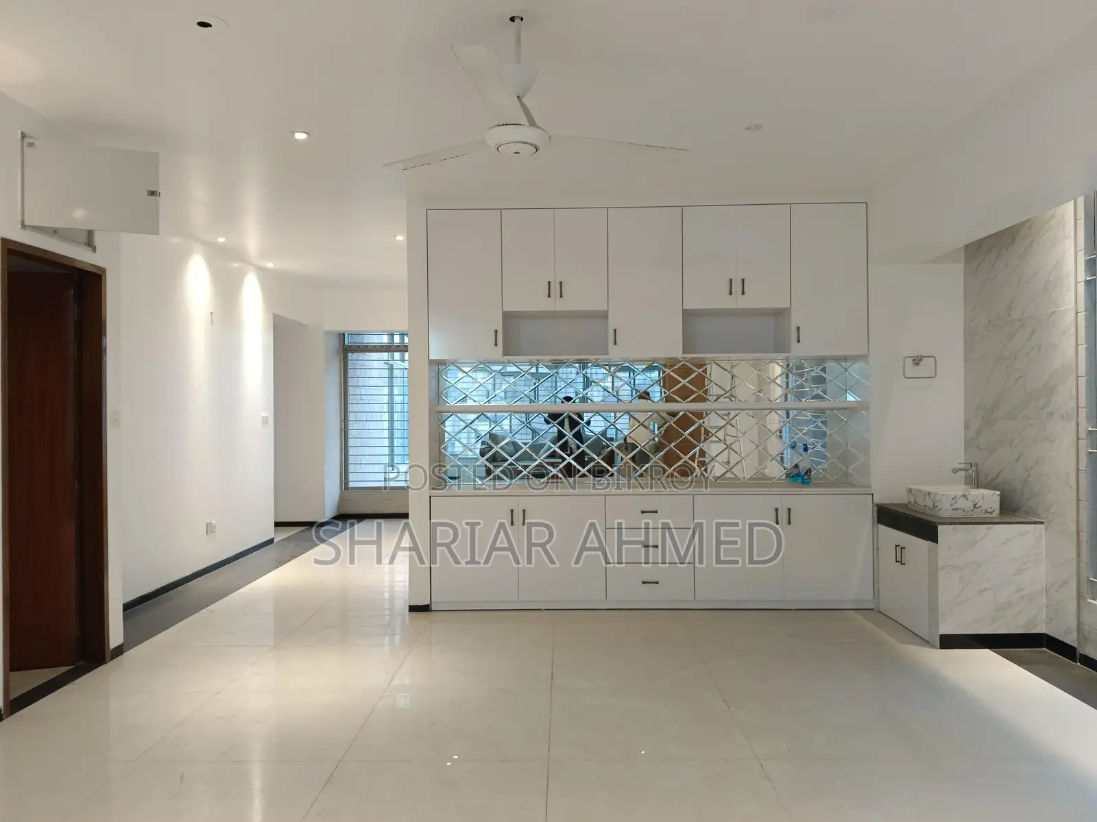 3200 Sqft Un-furnished Apartment For Rent In Gulshan