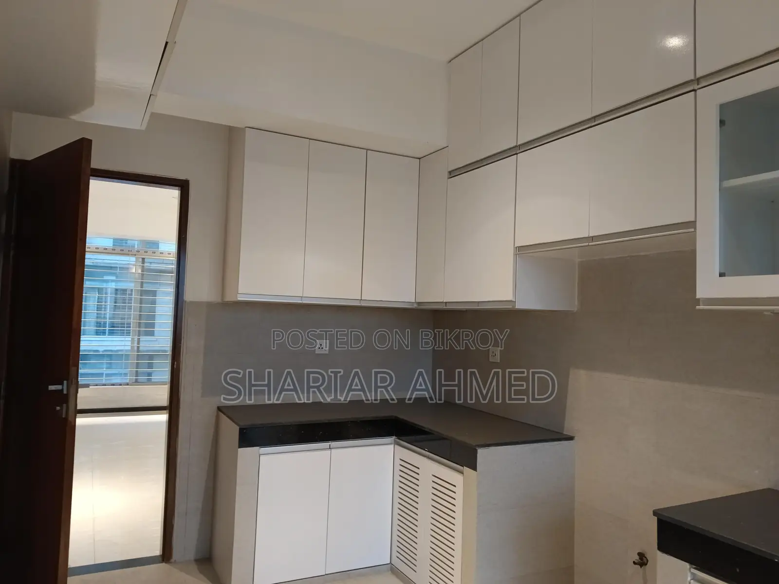 3200 Sqft Un-furnished Apartment For Rent In Gulshan