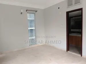 2400 Sqft Un-furnished Apartment For Rent In Gulshan 2