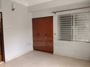 গুলশান ২-এ ২৪০০ বর্গফুটের আন-ফার্নিশড অ্যাপার্টমেন্ট ভাড়ার জন্য