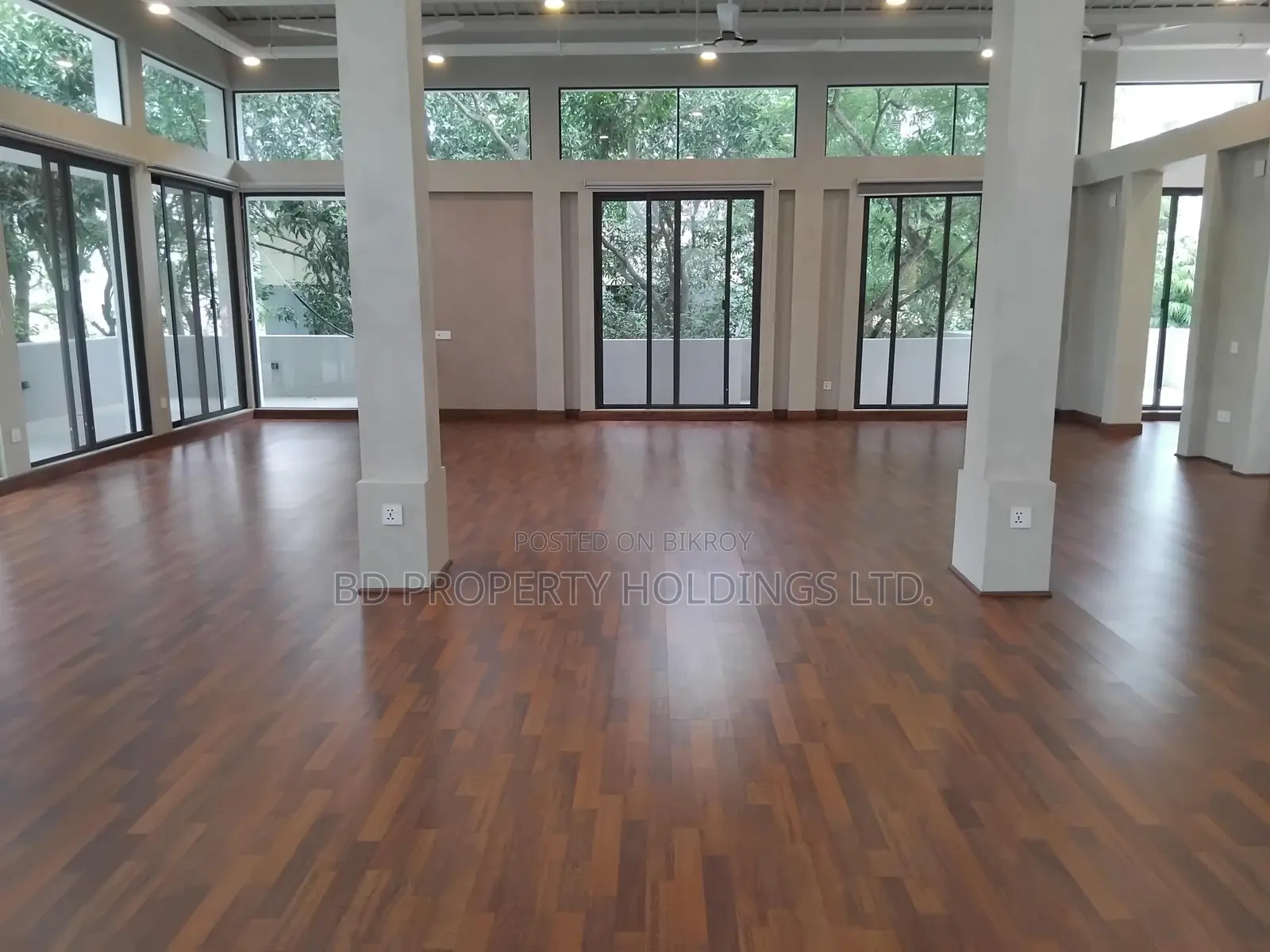 9bdrm House in Uttara for Rent