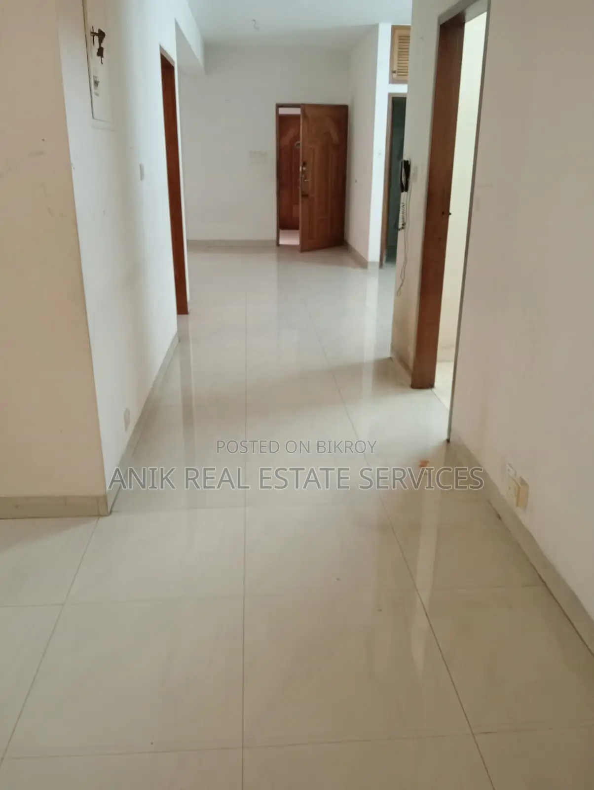 Luxurious Semi Furnished 3 Bedroom Flat Rent In Banani