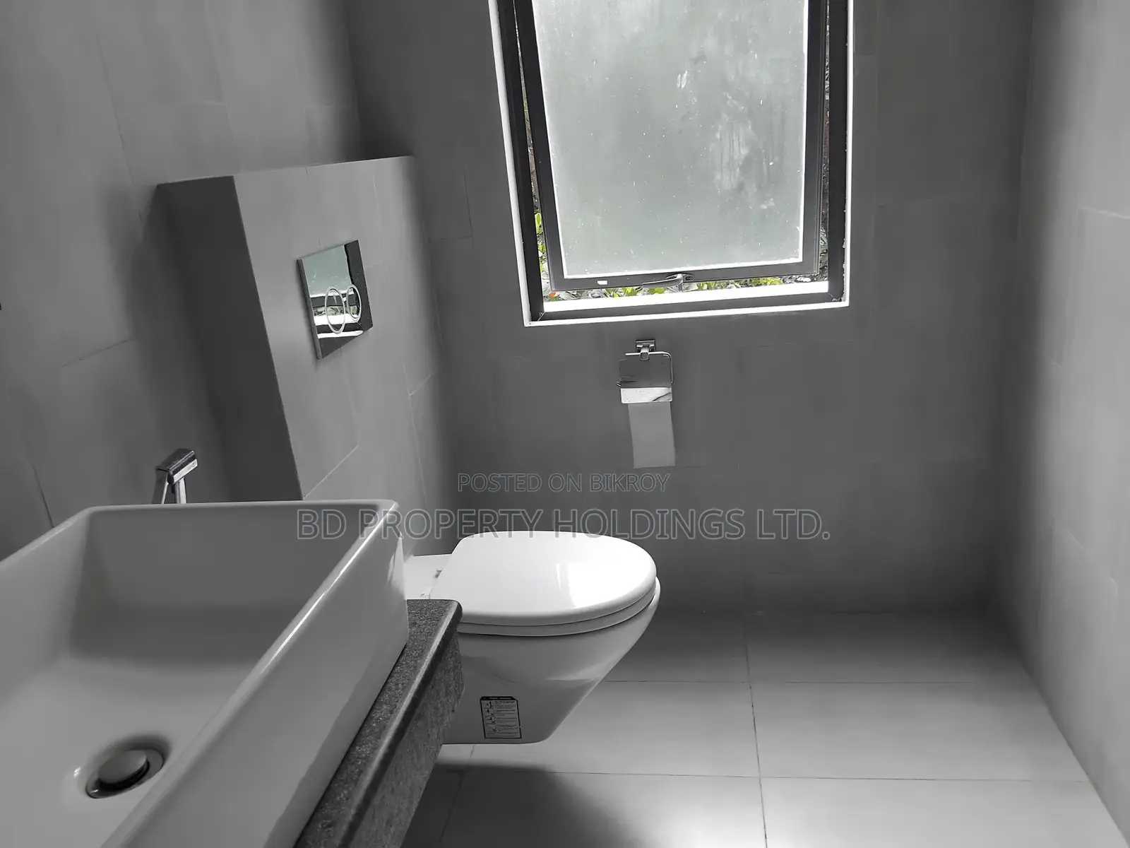 9bdrm House in Uttara for Rent