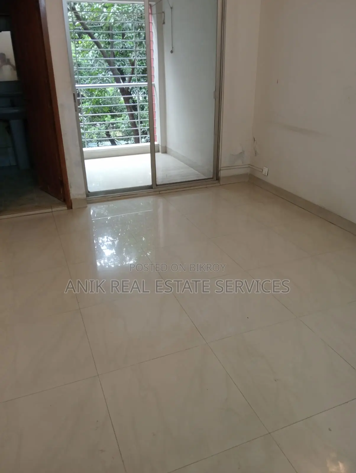 Luxurious Semi Furnished 3 Bedroom Flat Rent In Banani