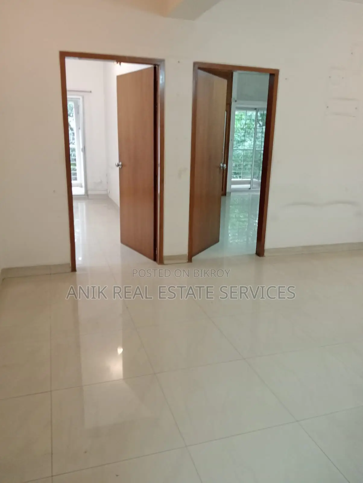 Luxurious Semi Furnished 3 Bedroom Flat Rent In Banani