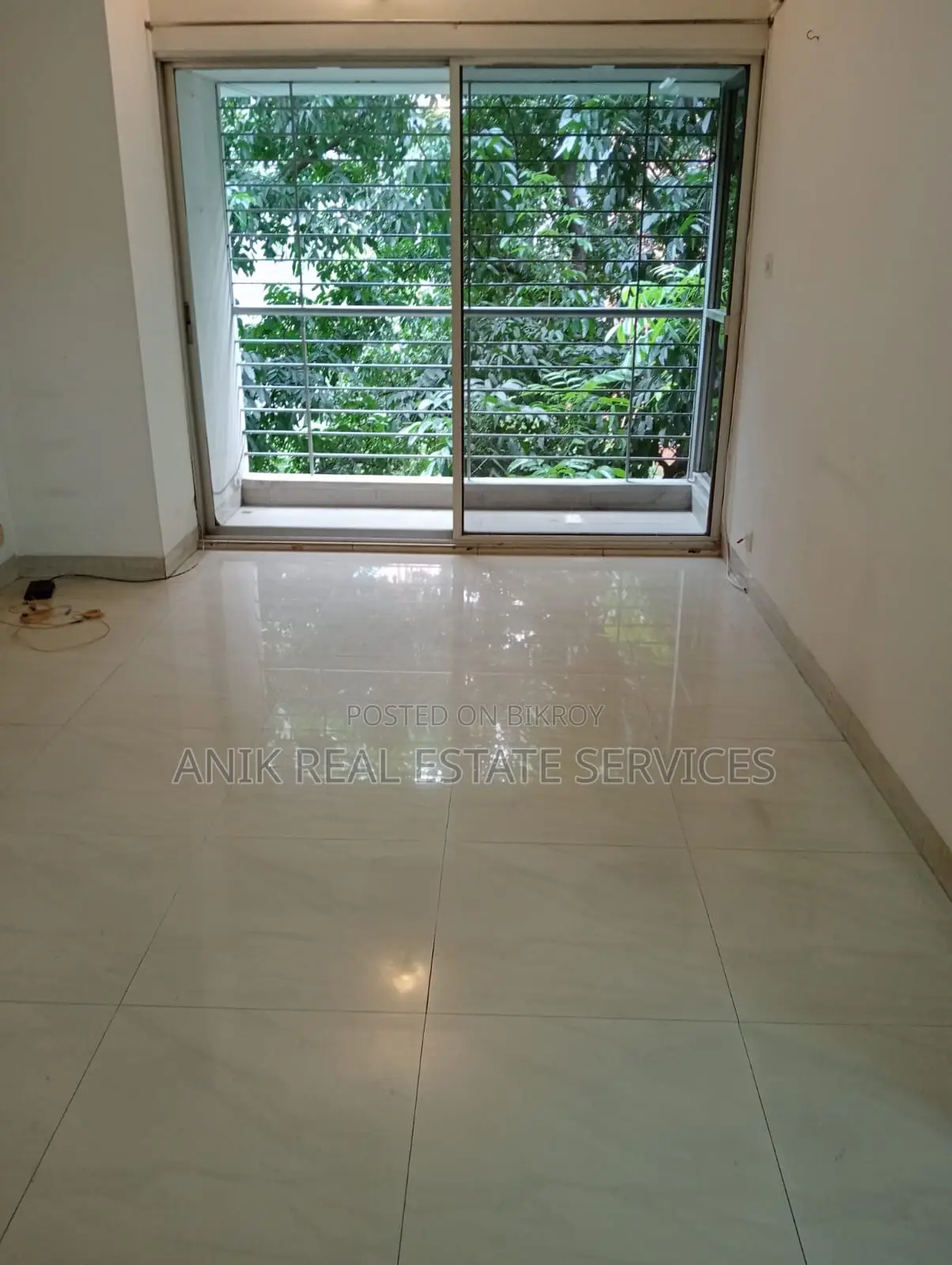 Luxurious Semi Furnished 3 Bedroom Flat Rent In Banani