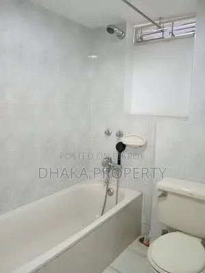 গুলশান ১-এ ১৬০০ বর্গফুটের সম্পূর্ণ ফার্নিশড অফিস ভাড়া হবে