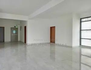 ভাড়ার জন্য ৫৮০০ বর্গফুটের কমার্শিয়াল ওপেন স্পেস