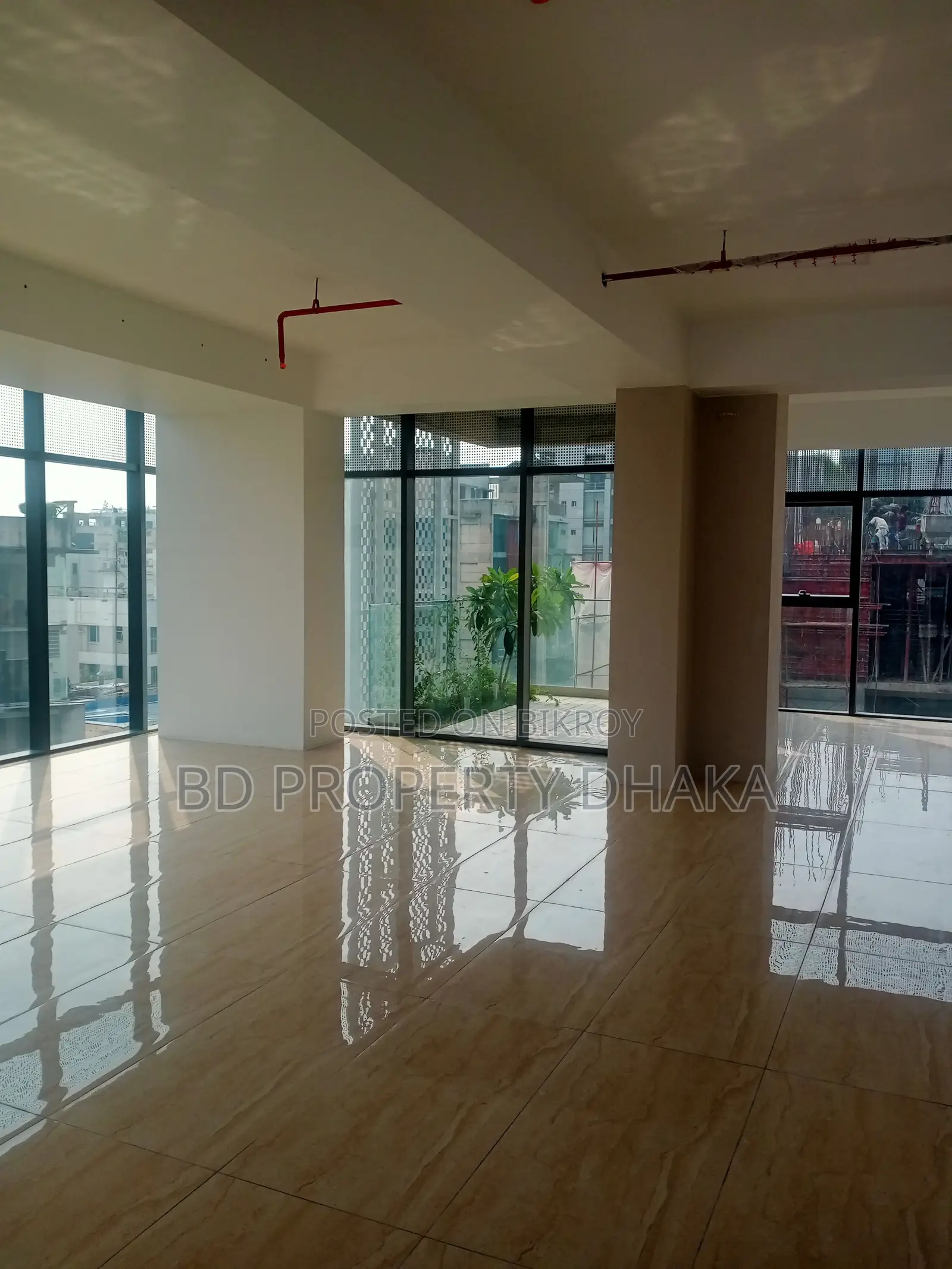 3670sft commercial open space for rent
