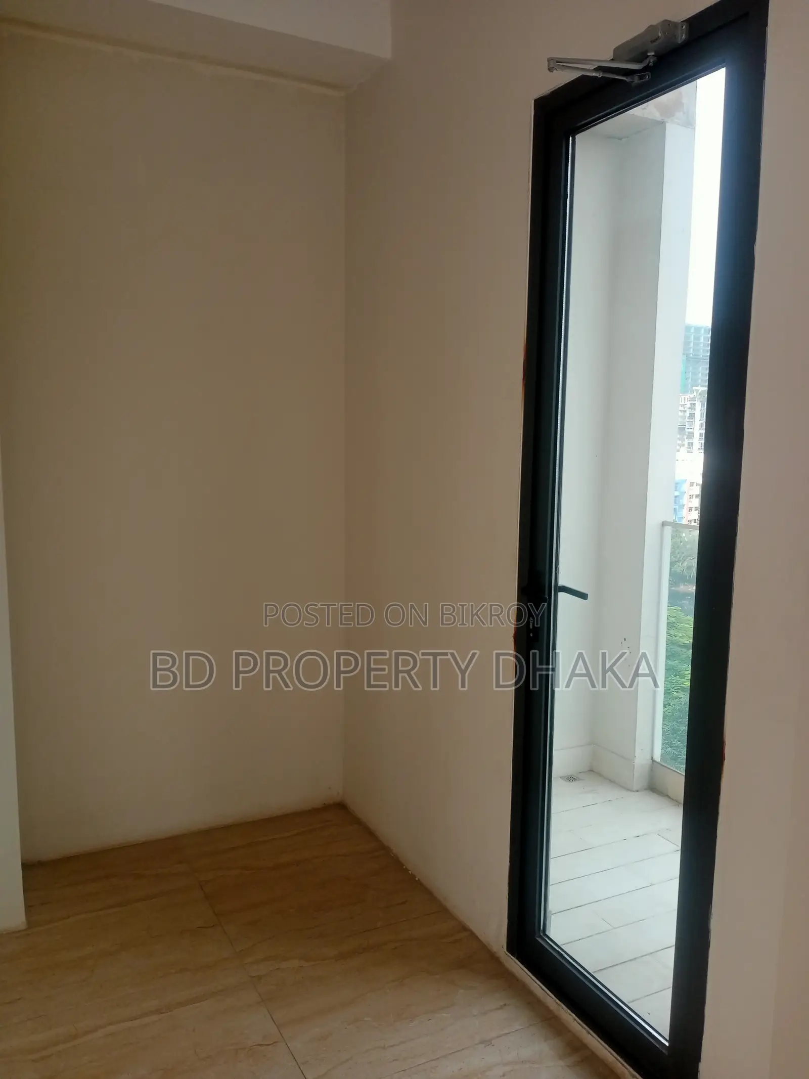 3670sft commercial open space for rent