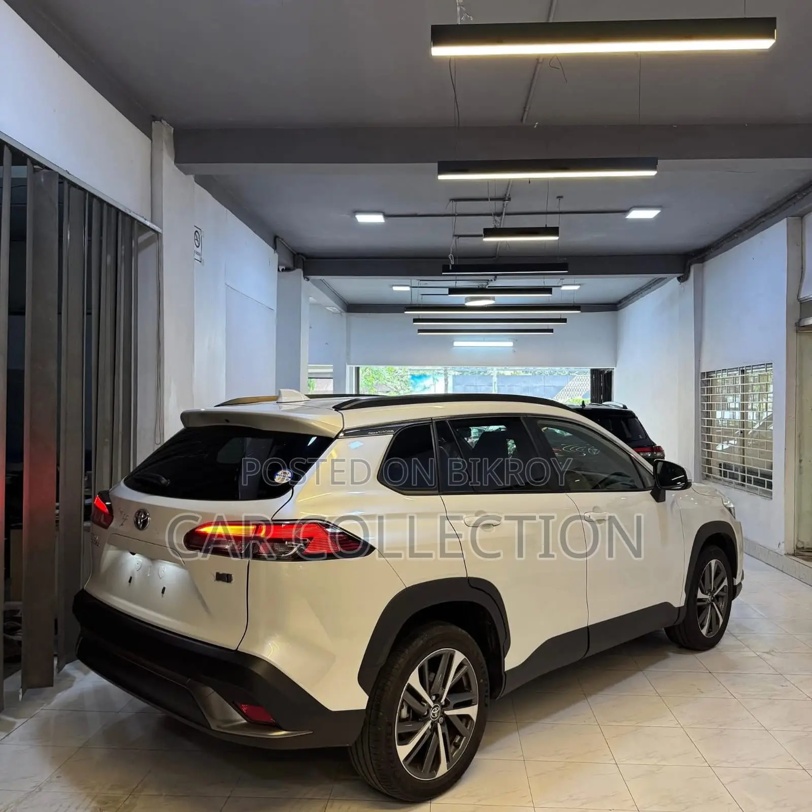 Toyota Corolla Cross S Hybrid 2022