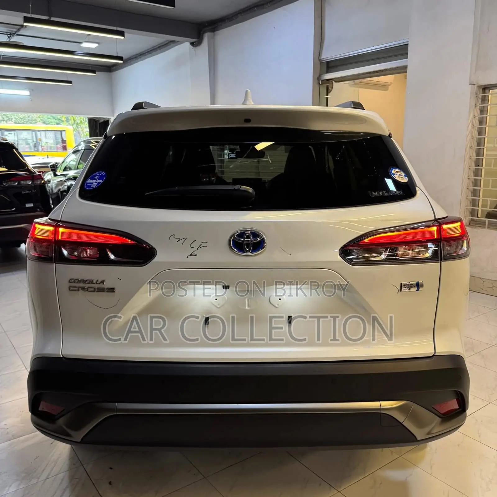 Toyota Corolla Cross S Hybrid 2022