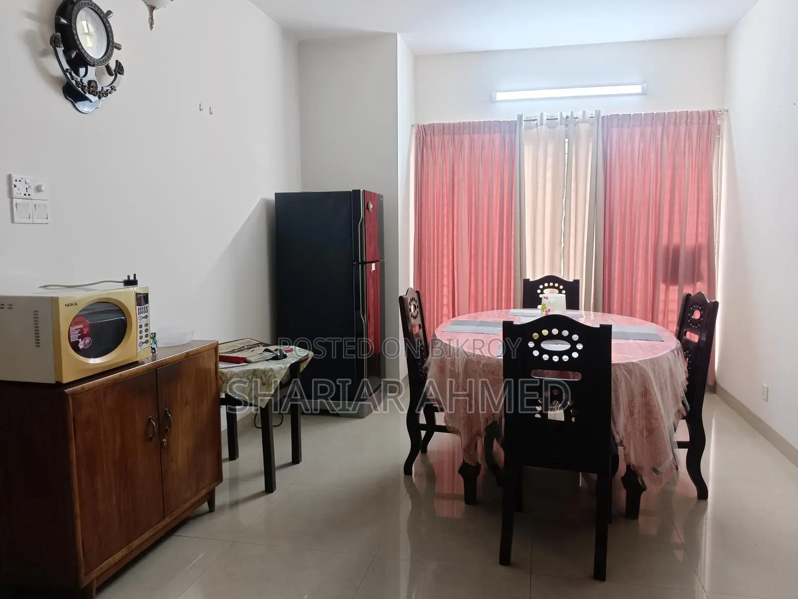 গুলশান ২-এ ২২০০ বর্গফুটের ফুল-ফার্নিশড অ্যাপার্টমেন্ট ভাড়ার জন্য