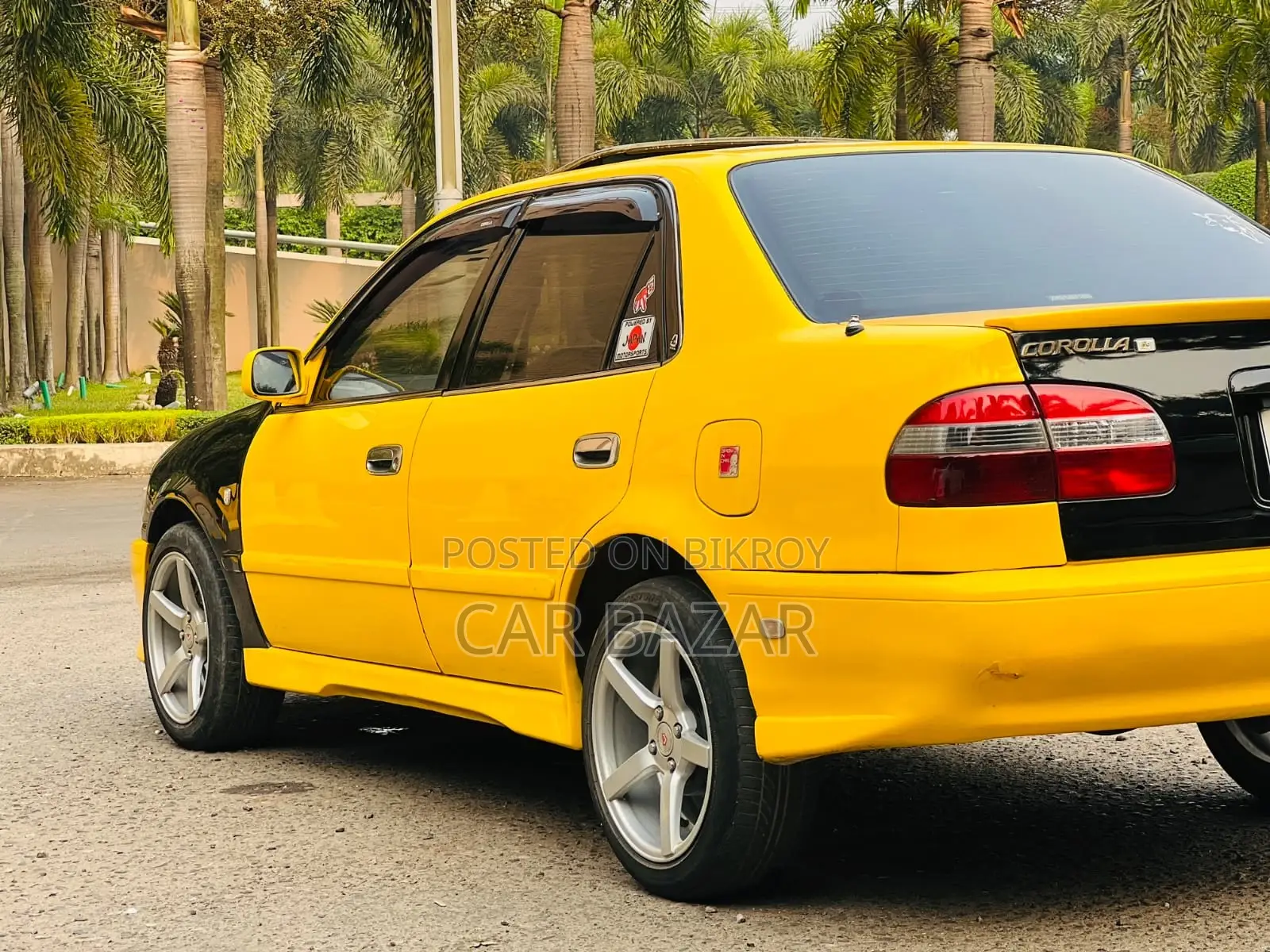 Toyota Corolla 110 SE. L Sunroof 1998