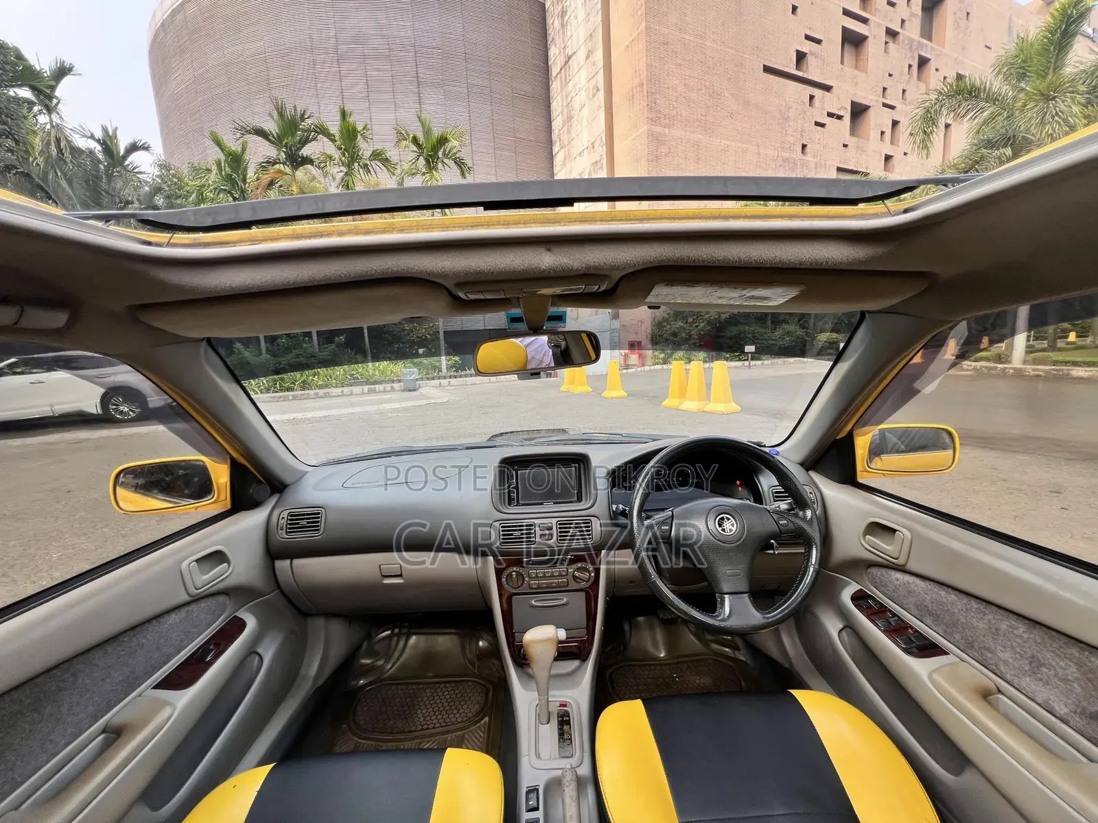 Toyota Corolla 110 SE. L Sunroof 1998