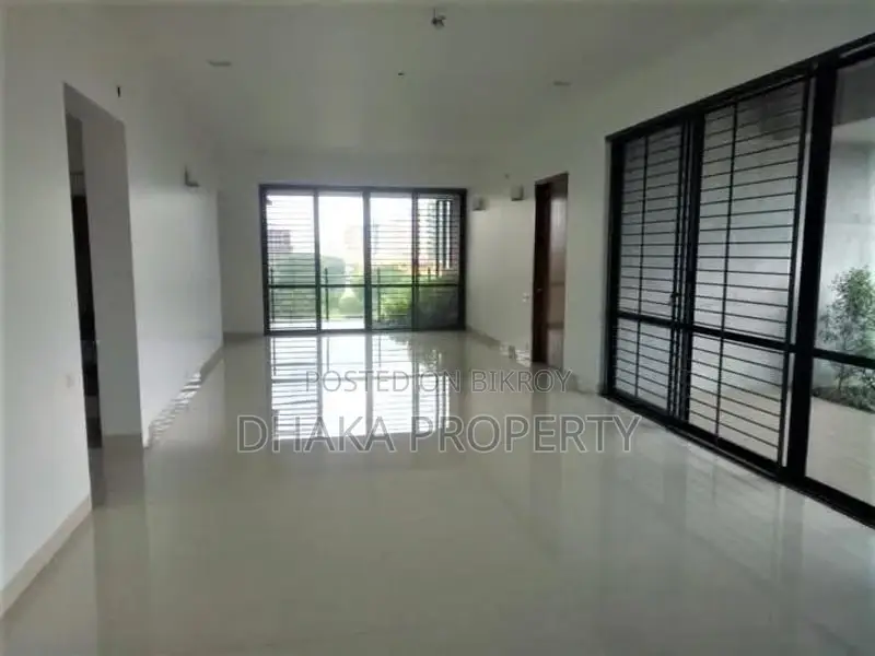 (Gym-Swimming Pool) 3800-Sqft Luxurious Flat Rent in Gulshan-2