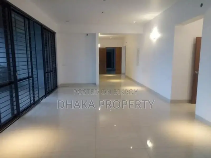(Gym-Swimming Pool) 3800-Sqft Luxurious Flat Rent in Gulshan-2