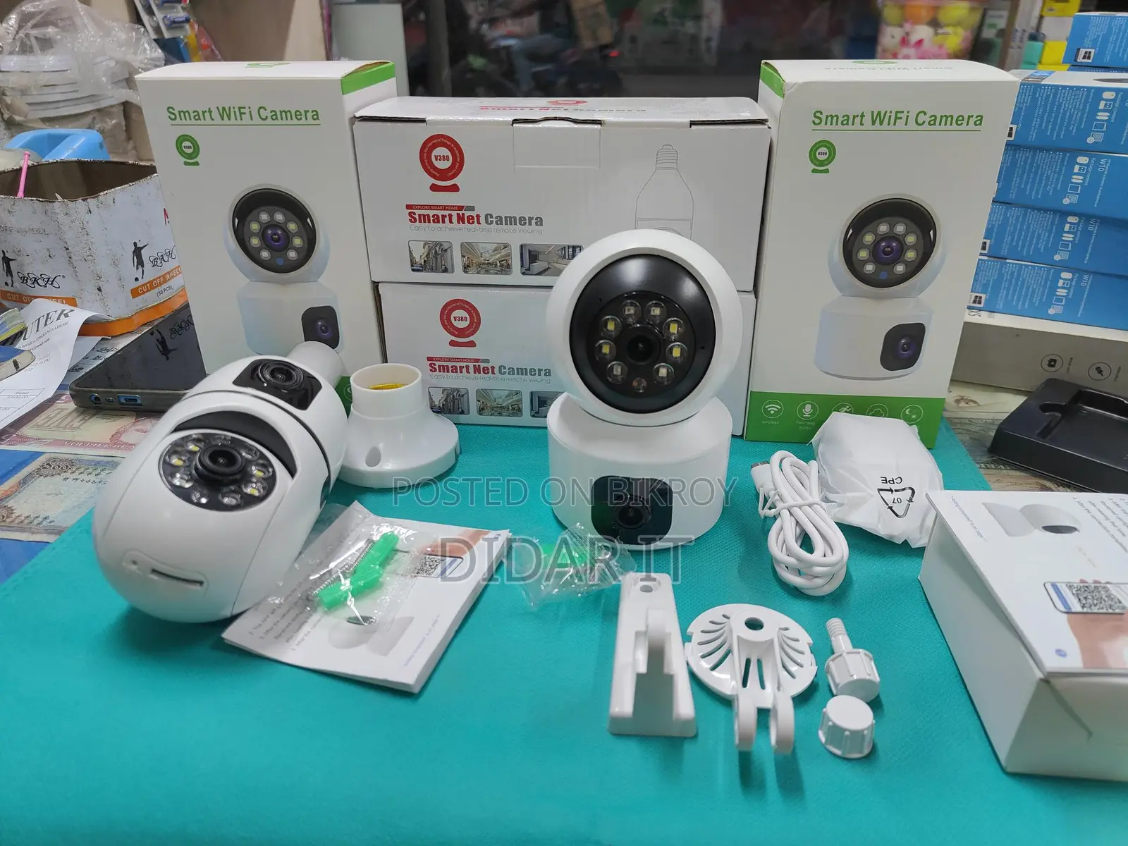 স্মার্ট ওয়াইফাই ক্যামেরা (V380 Pro) ওয়ারেন্টি সহ বিক্রি করা হচ্ছে