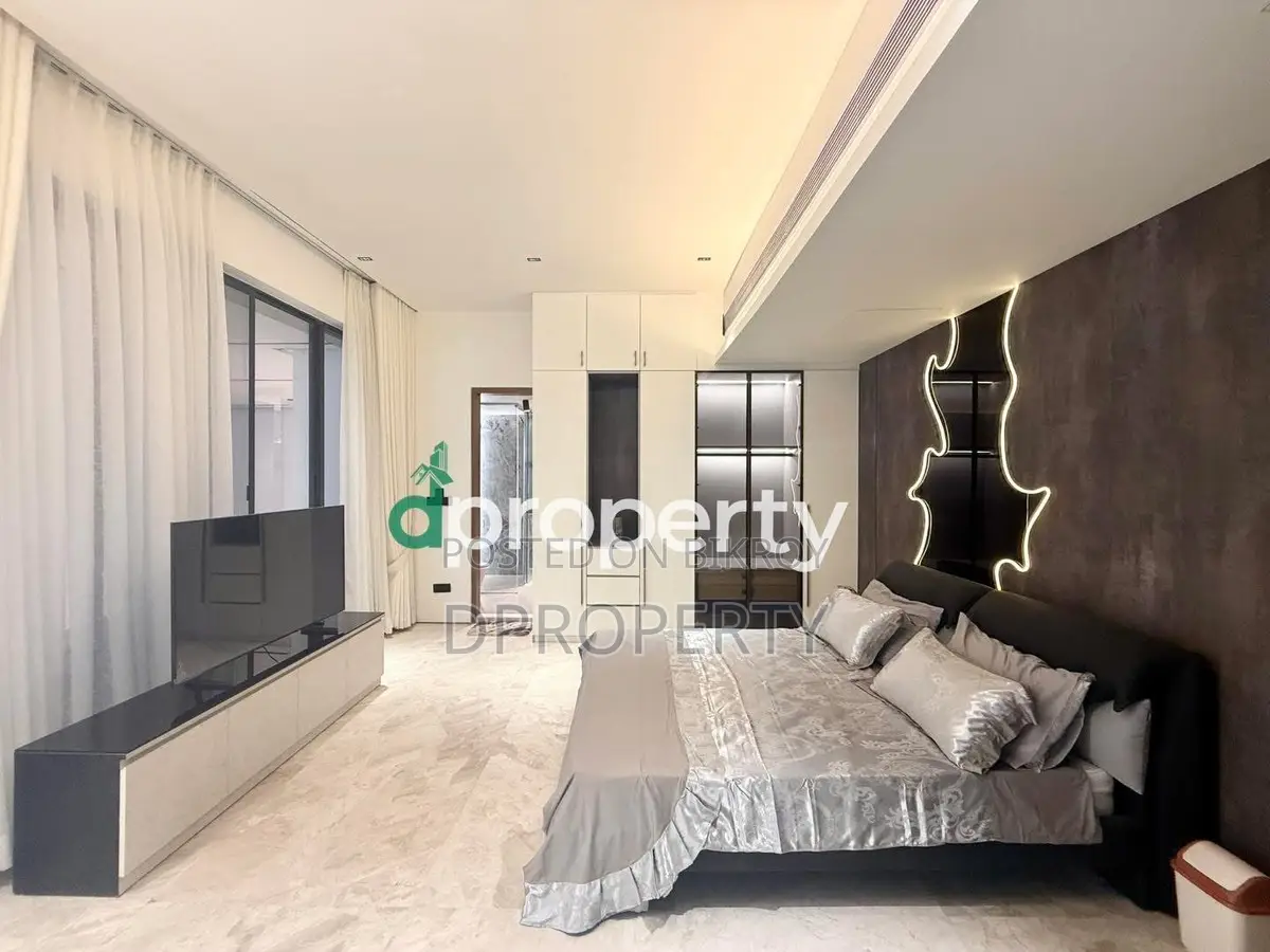 Furnished 5bdrm House in Basundhara for Rent